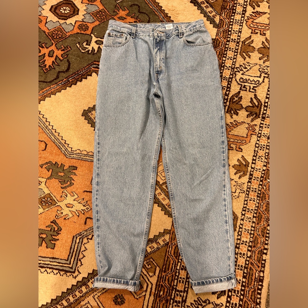 Vintage 90s Levis Taper Leg